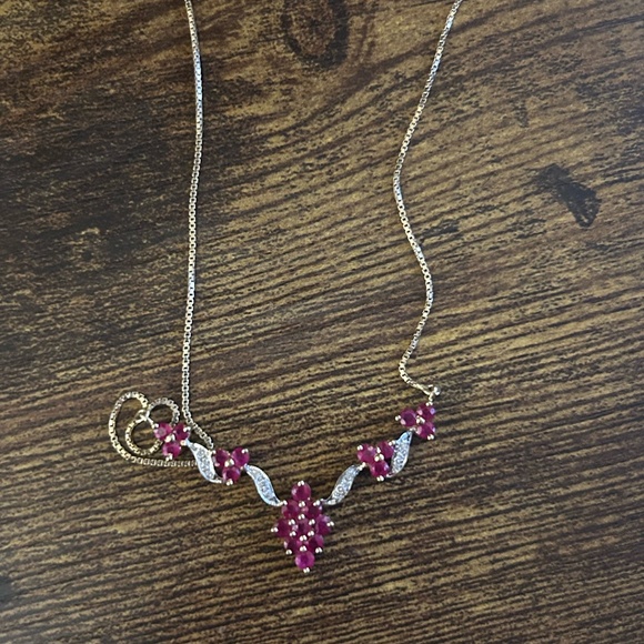 14k gold, diamond, and ruby vintage necklace. - Picture 3 of 8